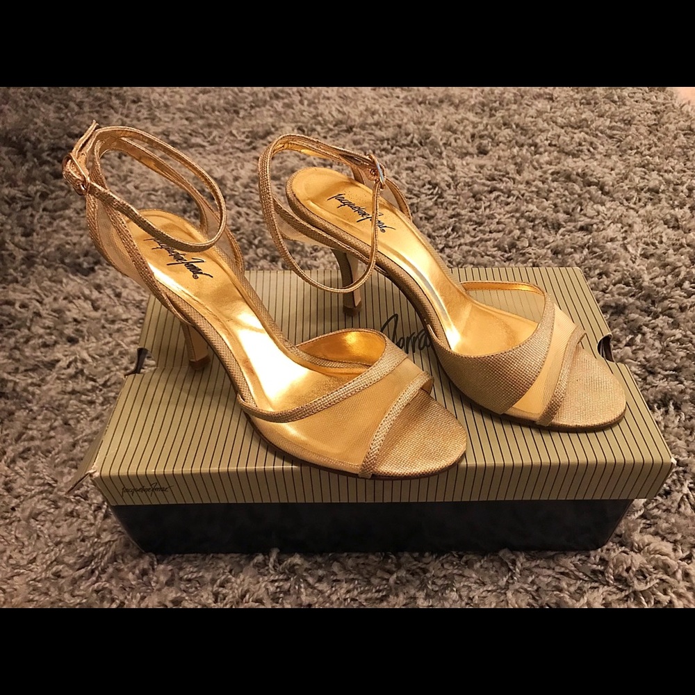 Jacqueline Ferrar Gold Heel Size 6